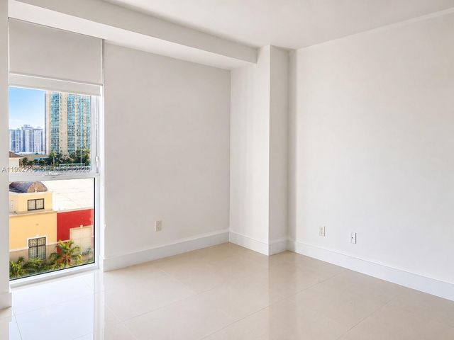 400 Sunny Isles Boulevard 819, Sunny Isles Beach, FL 33160