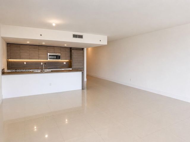 400 Sunny Isles Boulevard 819, Sunny Isles Beach, FL 33160