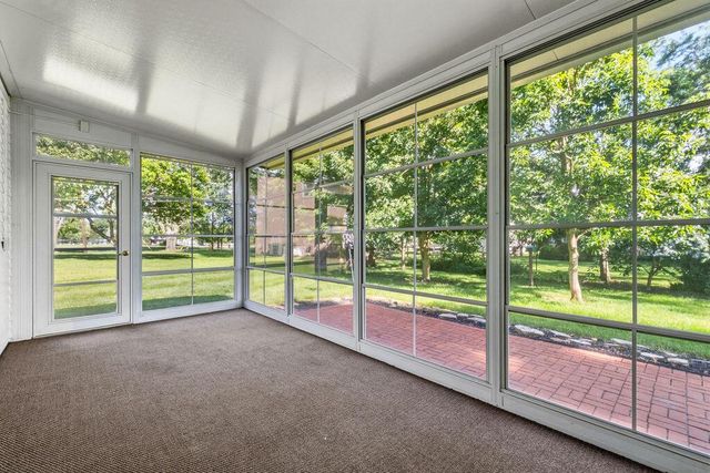 318 Apache Circle, Westerville, OH 43081