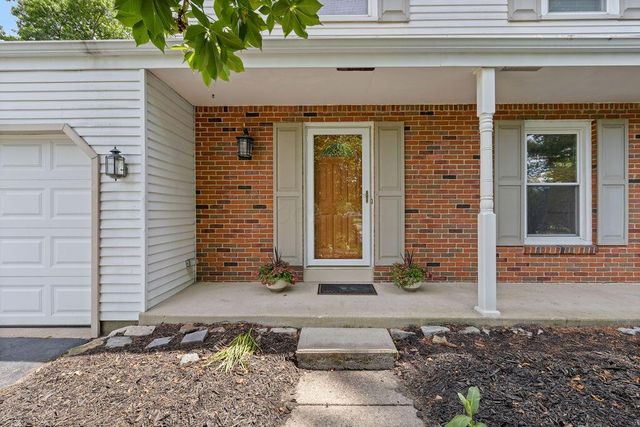 318 Apache Circle, Westerville, OH 43081