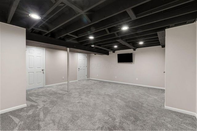 318 Apache Circle, Westerville, OH 43081