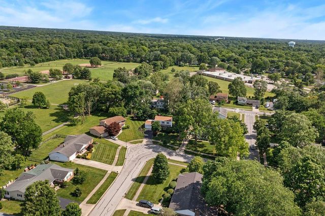318 Apache Circle, Westerville, OH 43081