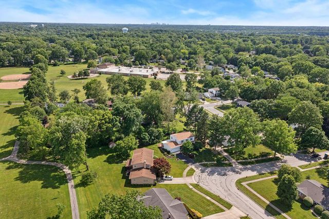 318 Apache Circle, Westerville, OH 43081