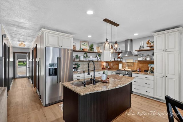 17230 Warrior Drive, Howard City, MI 49329