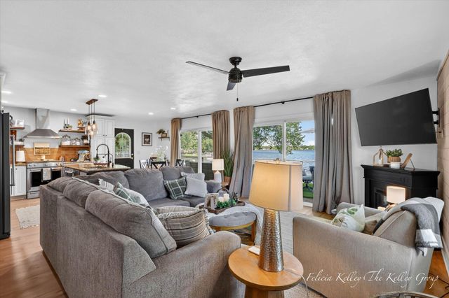 17230 Warrior Drive, Howard City, MI 49329