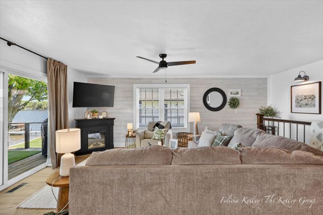17230 Warrior Drive, Howard City, MI 49329