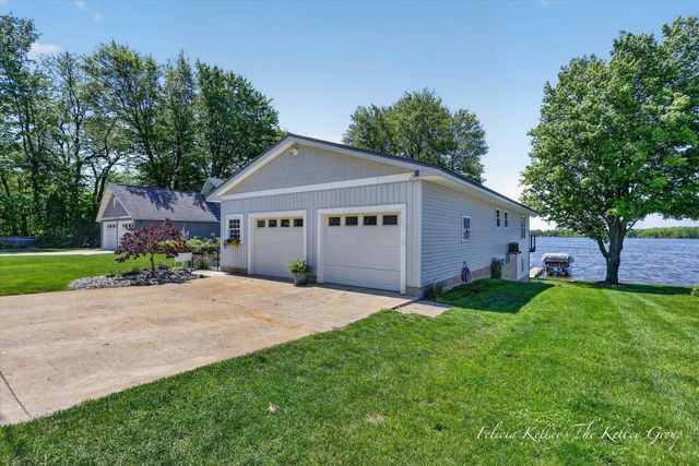 17230 Warrior Drive, Howard City, MI 49329