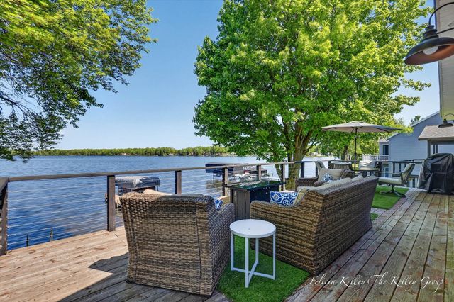 17230 Warrior Drive, Howard City, MI 49329