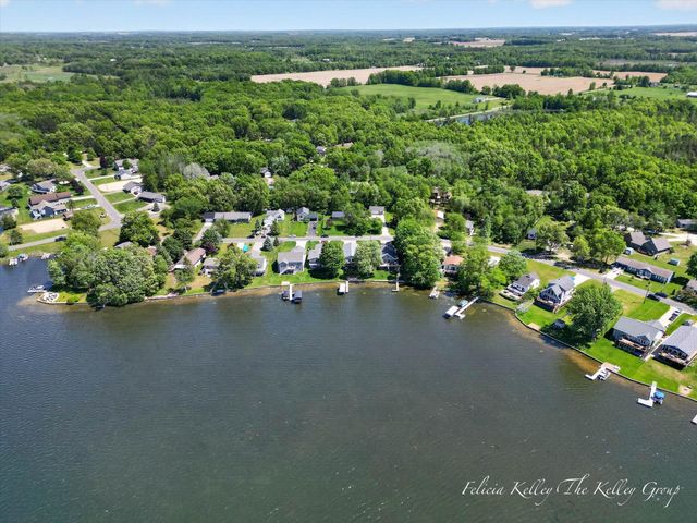 17230 Warrior Drive, Howard City, MI 49329