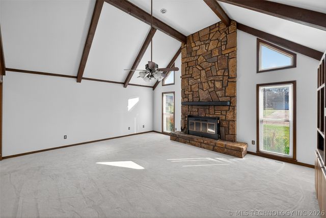 1408 S Veyda Street, Pryor, OK 74361