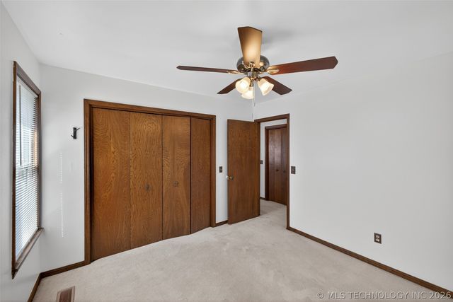 1408 S Veyda Street, Pryor, OK 74361