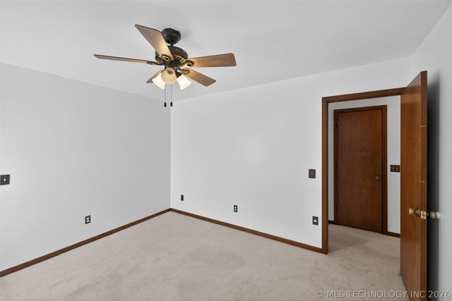 1408 S Veyda Street, Pryor, OK 74361