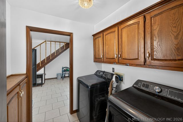 1408 S Veyda Street, Pryor, OK 74361