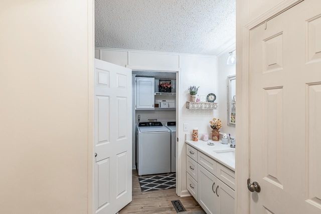 445 Riverwind Drive, Hendersonville, NC 28739