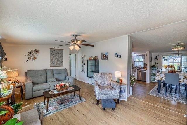 445 Riverwind Drive, Hendersonville, NC 28739