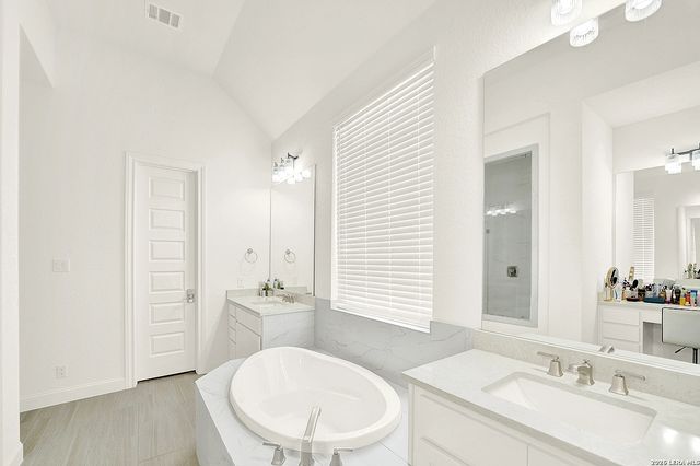 6826 Hallie, Schertz, TX 78154