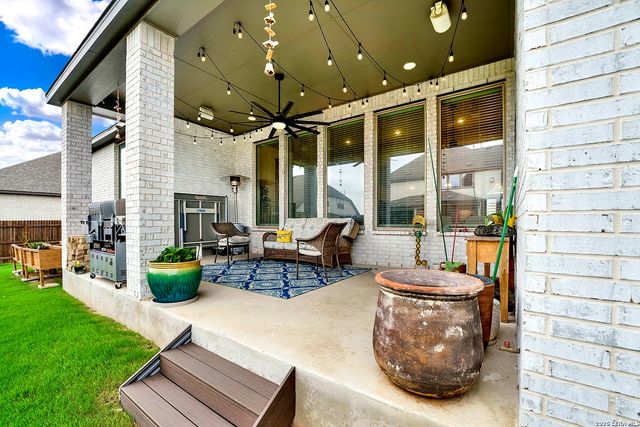 6826 Hallie, Schertz, TX 78154