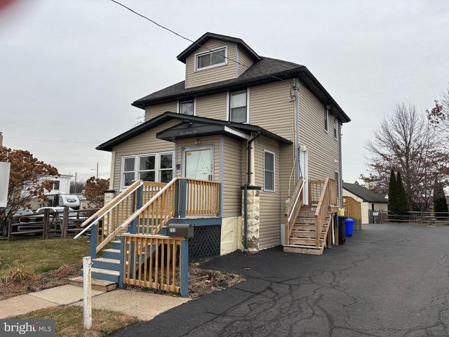 131 HULMEVILLE AVE, Penndel, PA 19047