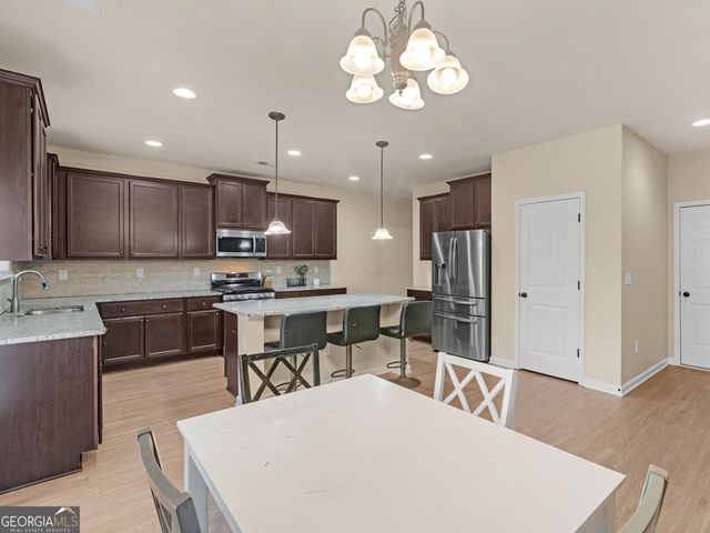 148 Delwood Drive, Mcdonough, GA 30252