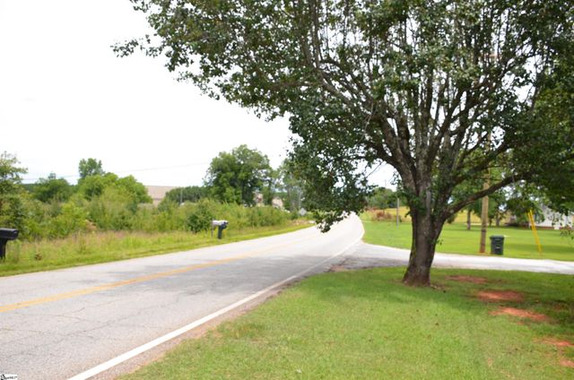 733 Brockman Mcclimon Road, Greer, SC 29651
