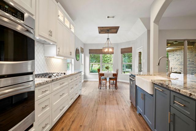 99 S Greenprint Circle, Tomball, TX 77375