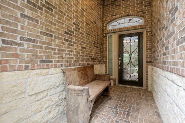 99 S Greenprint Circle, Tomball, TX 77375