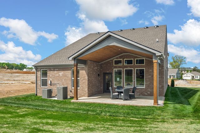7716 Hatcher Heights Dr, Fairview, TN 37062