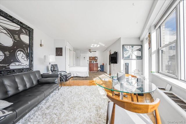 125-10 Queens Boulevard 1411, Kew Gardens, NY 11415