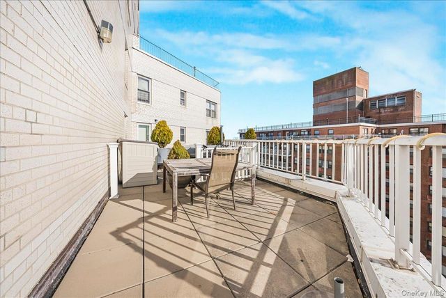 125-10 Queens Boulevard 1411, Kew Gardens, NY 11415