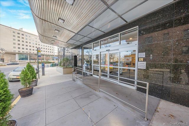 125-10 Queens Boulevard 1411, Kew Gardens, NY 11415