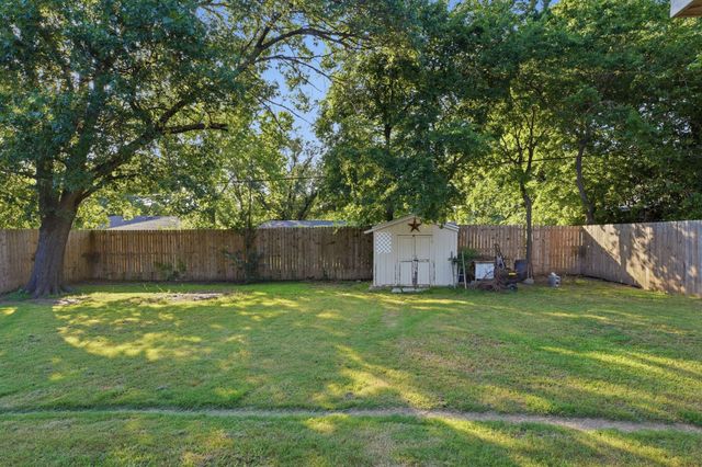 1411 Robin Drive, Sherman, TX 75092