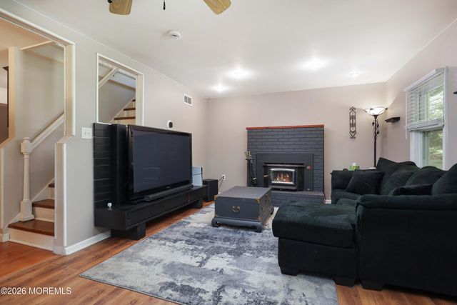 16 Success Road, New Egypt, NJ 08533