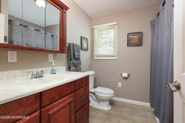 16 Success Road, New Egypt, NJ 08533