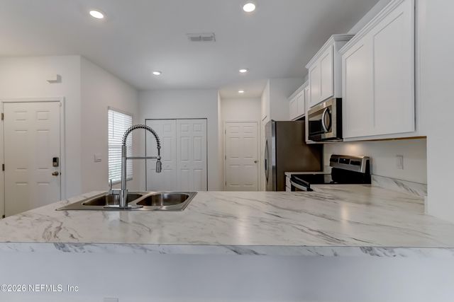 3986 HAYMON Avenue, Jacksonville, FL 32220