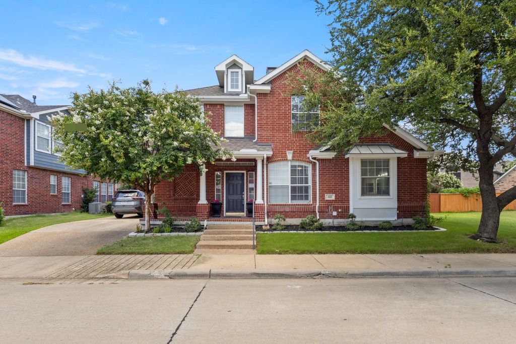 423 Southridge Way, Irving, TX 75063