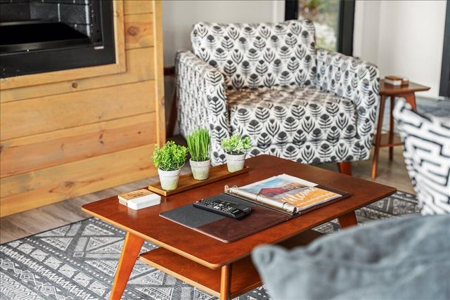 772 Chestnut Log Branch Road, Campton, KY 41301