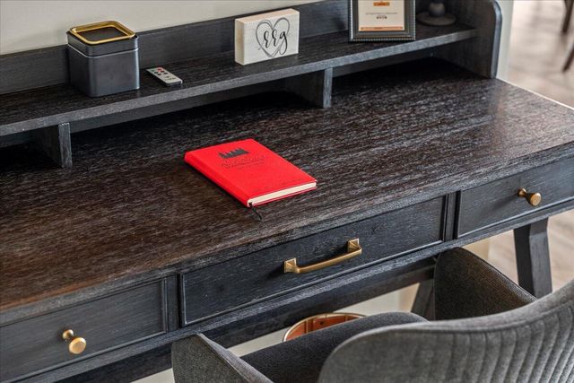 772 Chestnut Log Branch Road, Campton, KY 41301