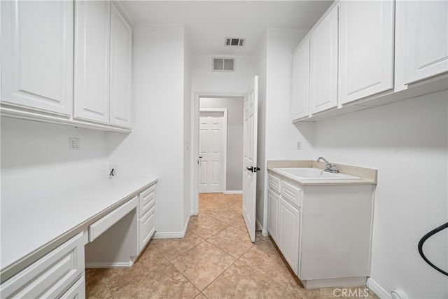2431 Rosser Drive, Corona, CA 92879