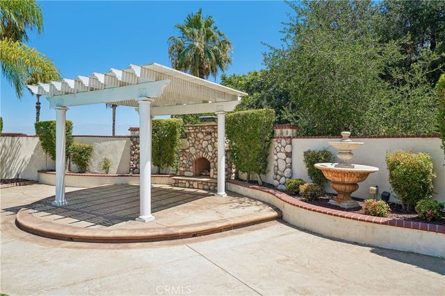 2431 Rosser Drive, Corona, CA 92879