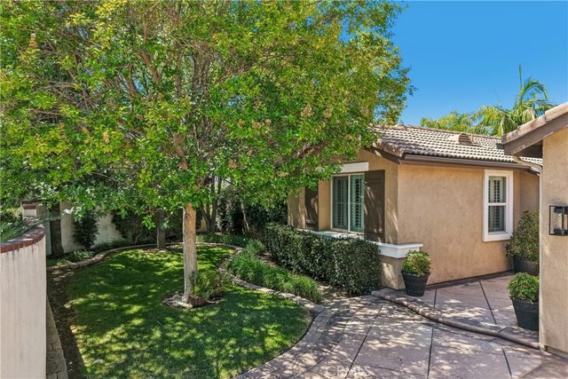 2431 Rosser Drive, Corona, CA 92879