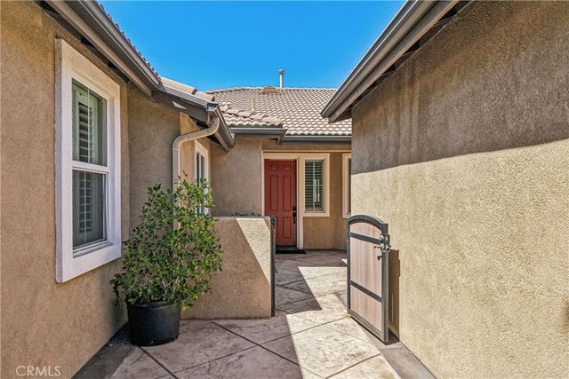 2431 Rosser Drive, Corona, CA 92879