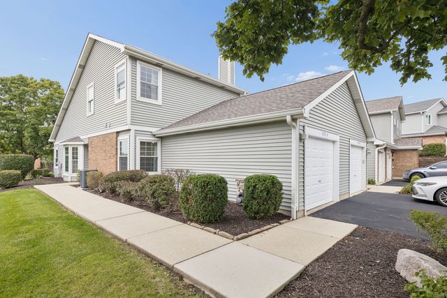8320 Highpoint Circle A, Darien, IL 60561