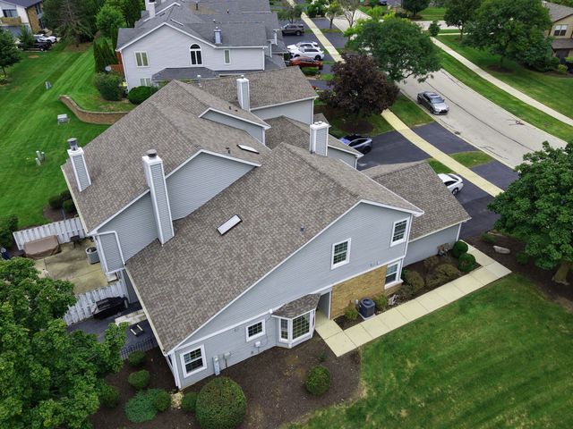 8320 Highpoint Circle A, Darien, IL 60561