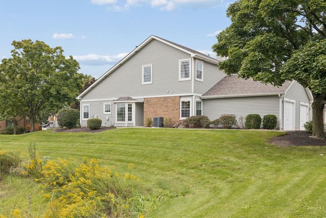 8320 Highpoint Circle A, Darien, IL 60561