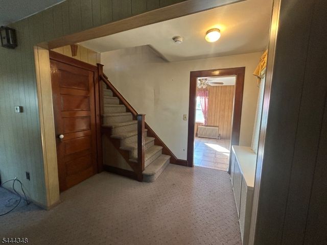 15 Willow St, Garfield City, NJ 07026