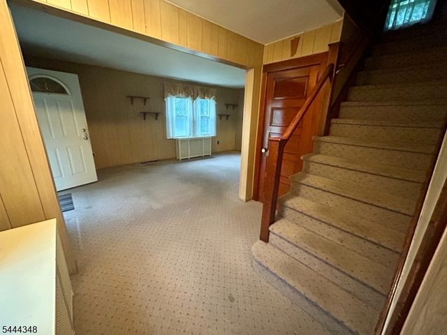 15 Willow St, Garfield City, NJ 07026