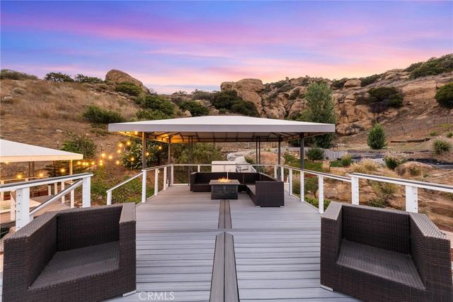 22870 Trigger Street, Chatsworth, CA 91311