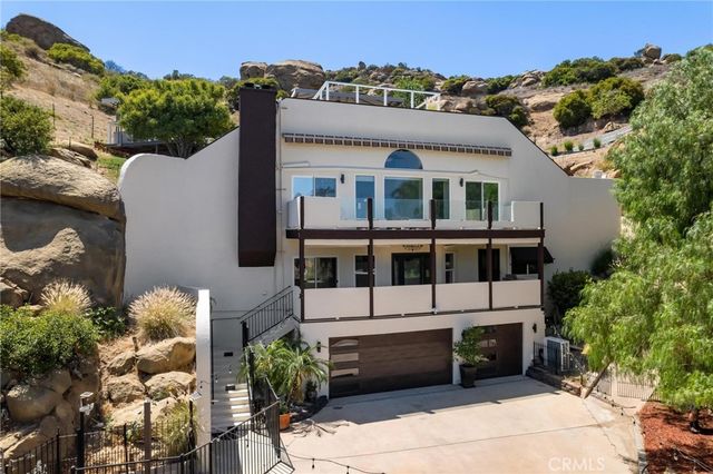 22870 Trigger Street, Chatsworth, CA 91311