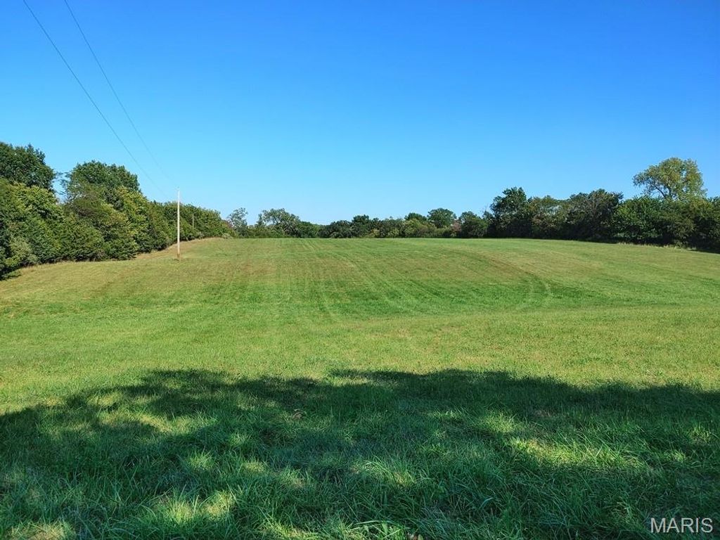 Image 1 of property listing at 0 County road, Huntsville, MO 65259