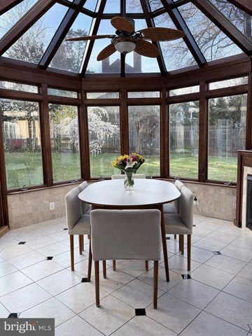 9809 HALL RD, Potomac, MD 20854